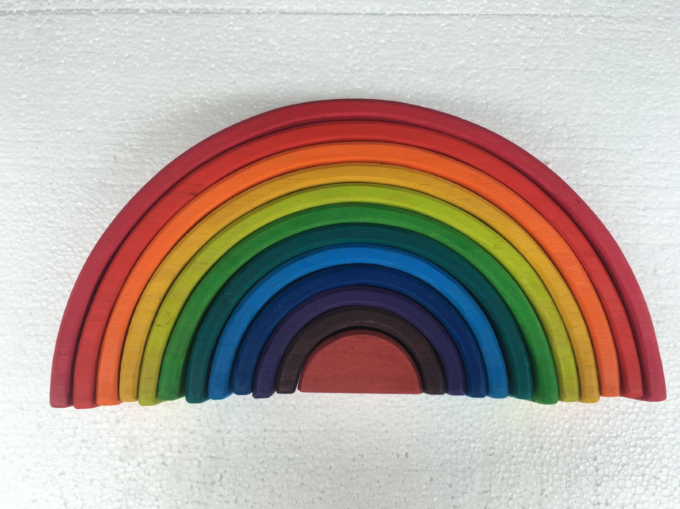 Hand-Dyed Wooden Montessori Toy Collection – Arches, Cubes, Towers & Shapes